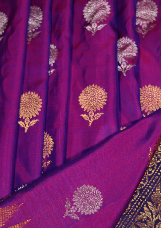 Handloom Ghadwal: Banarasee Flower Buttis with Kath Highlights