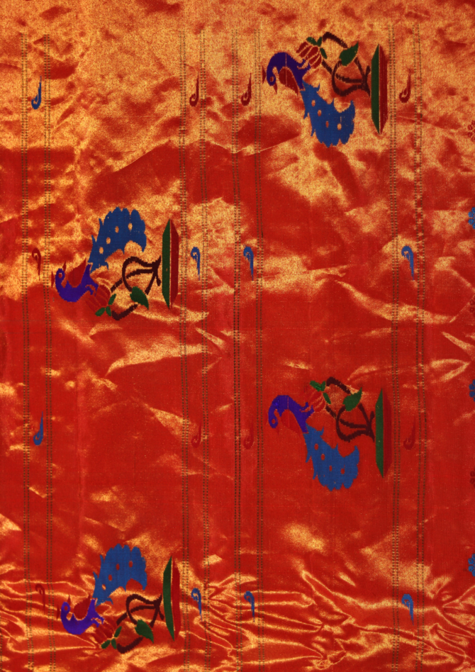 Trendsetter: Plain Kath Temple Border Paithani with Fancy Pallu & All-Over Butti