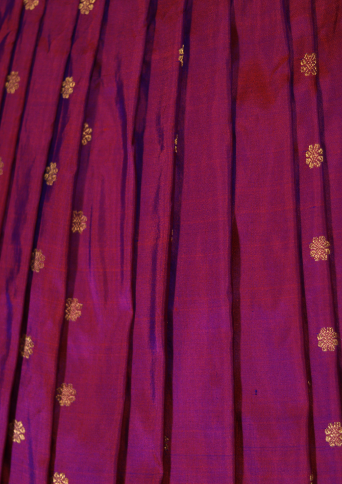 Trendsetter Plain Kath Temple Border Paithani
