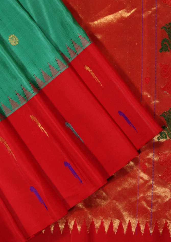 Signature Handloom Paithani: Double Muniya Kath, All-Over Butti, & Fancy Pallu