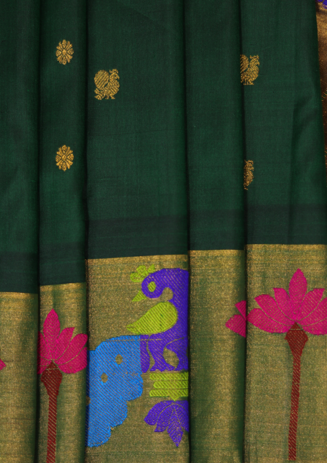 Signature Gap Border Twist with Fancy Pallu & Butti