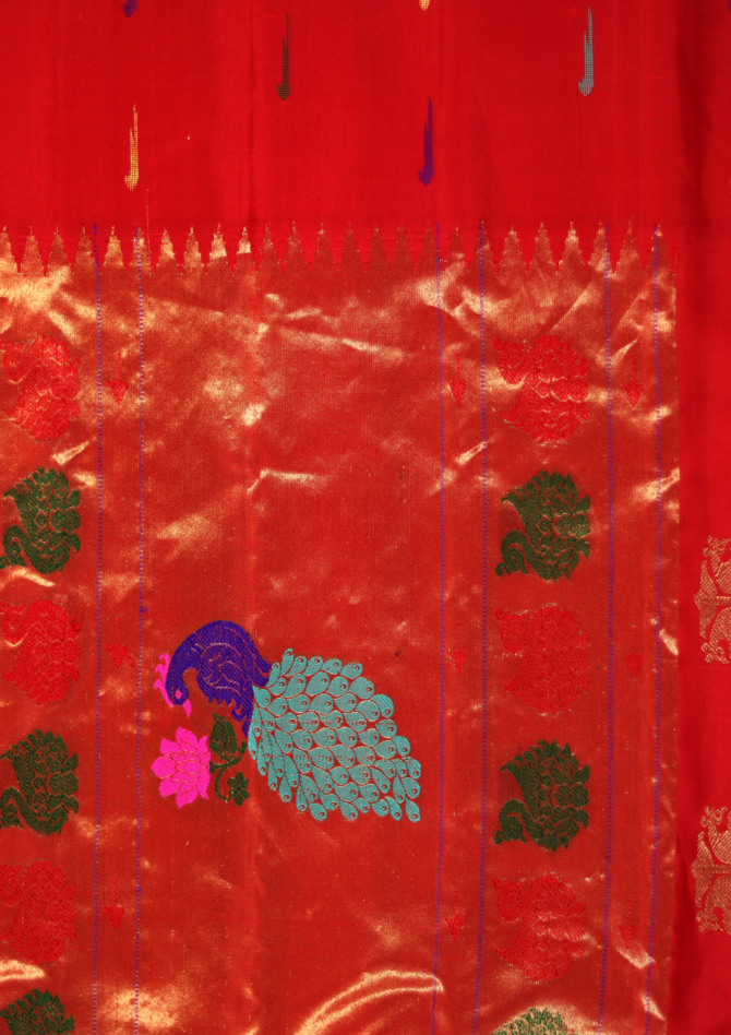 Signature Handloom Paithani: Double Muniya Kath, All-Over Butti, & Fancy Pallu