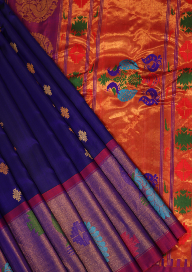 Signature Twist: Gap Border, Fancy Pallu & Butti