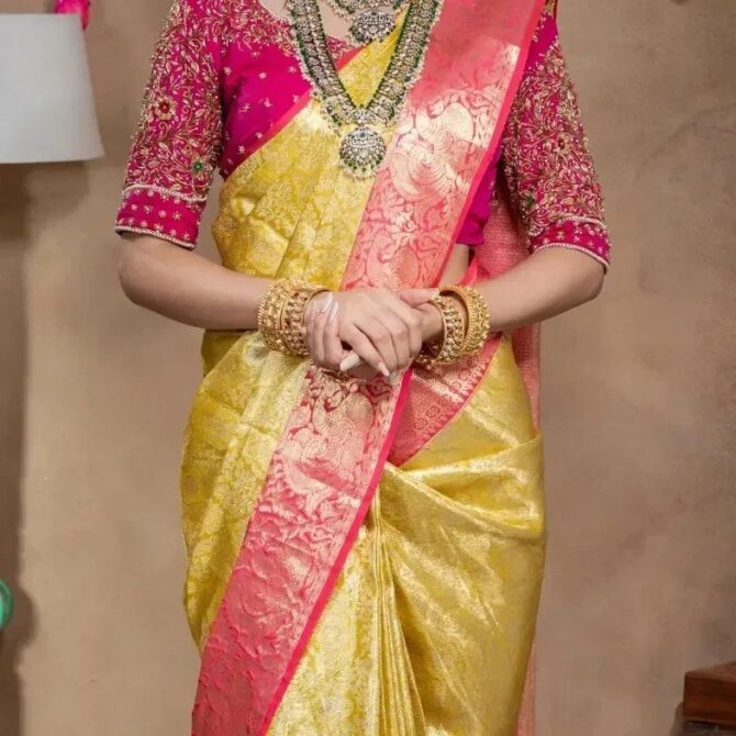 SGSD-3K-KUTTU-BROCKET Tissue Silk Saree