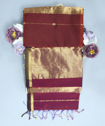 Wine Maroon  Maheshwari Pure Handloom Silk Dual Shaded Diamond Butti Cotton Saree