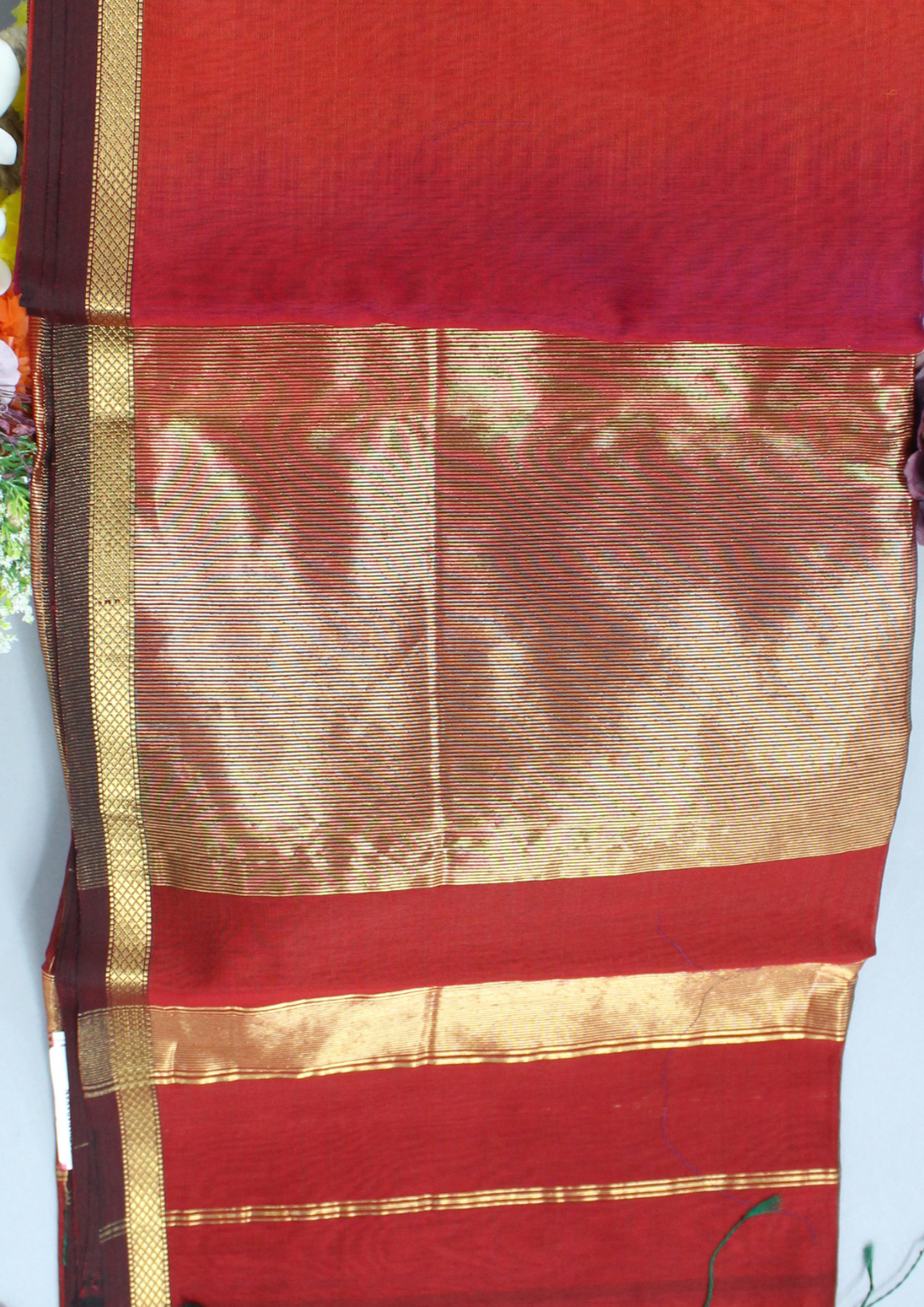 Red Maroon Maheshwari Pure Handloom Silk Dual Shaded Diamond Butti Cotton Saree